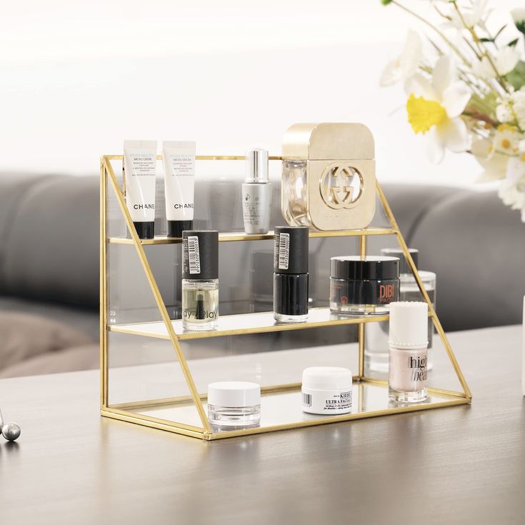 COSMETICS & JEWELERY ESSENTIALS