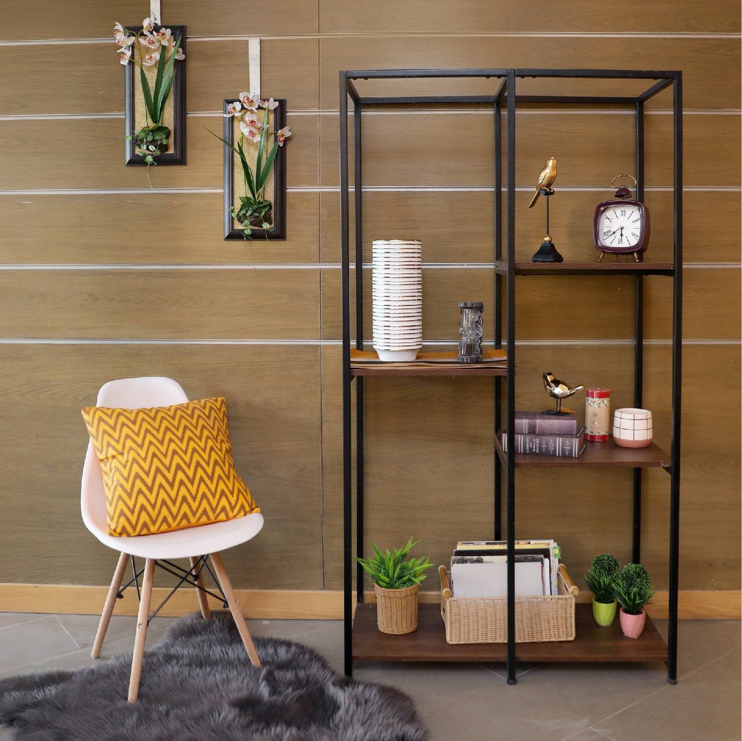 RACKS & SHELVES